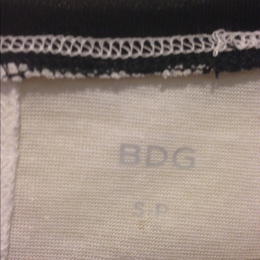 Basic tee - Picture 2 of 3